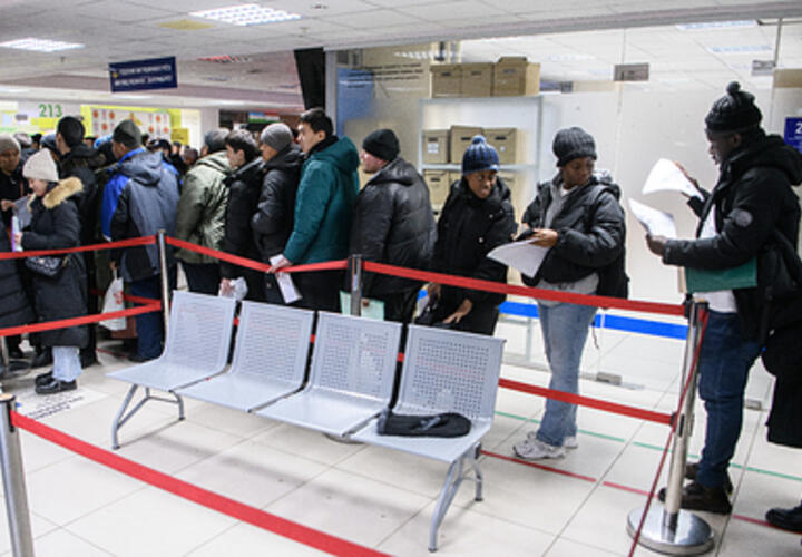 В Краснодаре начинают тестировать мигрантов на знание русского языка и законов РФ