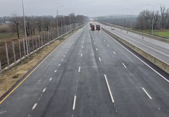 В Краснодарском крае открылся новый скоростной участок трассы А-289, сообщают СМИ