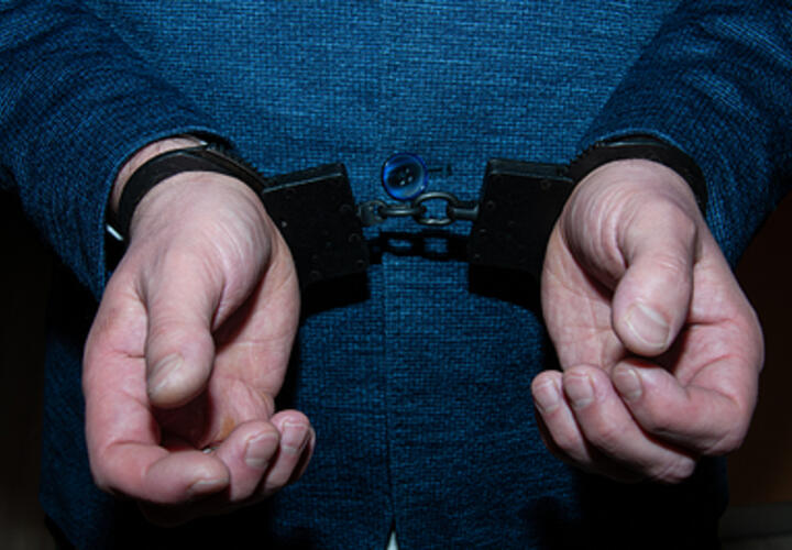 На 78-летнего пенсионера в лифте Краснодара напал уроженец Чукотки