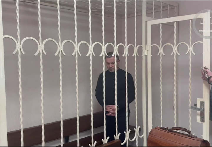 В Сочи директора депозитария Алексея Лазарева, которого обвиняют в «краже века», поместили в СИЗО