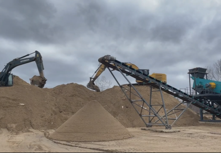 Вениамин Кондратьев рассказал, когда вывезут замазученный песок с временной площадки из под Анапы