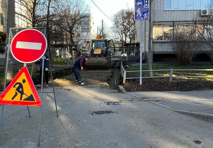 Власти Краснодара рассказали о крупном ремонте внутриквартальных дорог