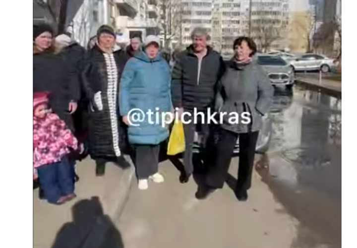 «Не верят в байки о салфетках»: жители микрорайона Московский в Краснодаре жалуются на фекальные потопы