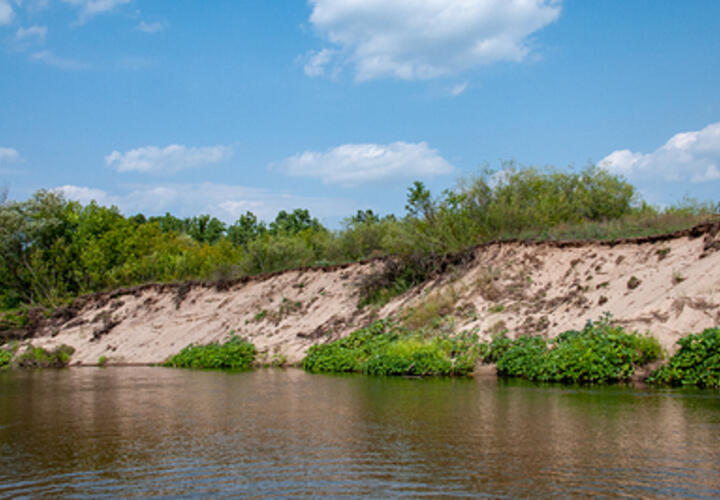 Оползни угрожают разрушить дома жителей Апшеронска на Кубани