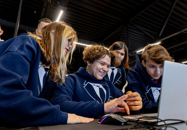 Познать рынок через компьютерную игру: в России состоится олимпиада по предпринимательству