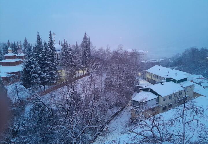 Снег и мороз: синоптики рассказали о погоде на Кубани 25 февраля