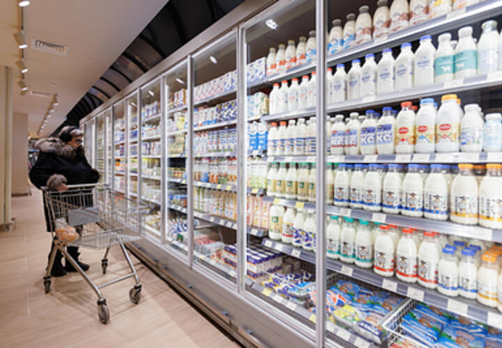 Химия и пальмовое масло: в торговой сети, представленной на Кубани нашли поддельные молочные продукты