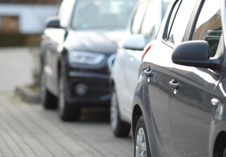 В центре Краснодара 12 февраля запретят движение транспорта на двух улицах