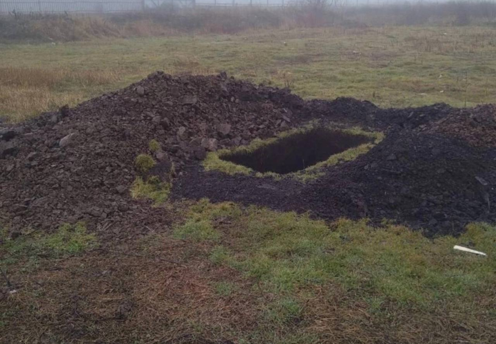 Ямы, похожие на могильные, обнаружены в поселке Российском в Краснодаре