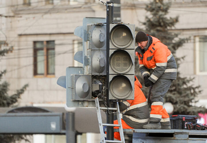 Центр Краснодара остался без светофоров