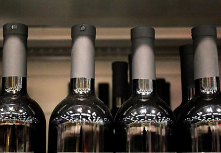 Чем вместо вина поят туристов на курортах Краснодарского края