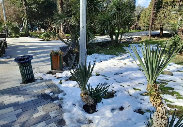 Что происходит: на побережье Сочи вновь ожидаются снегопады