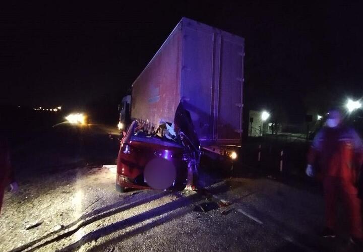Два человека погибли в ДТП на кубанской трассе