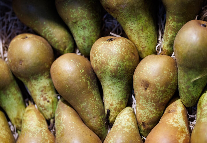 Гепатитом A можно заразиться через фрукты и овощи, предупредили в Роспотребнадзоре