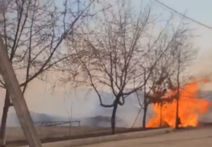 Крупный пожар произошел под Краснодаром