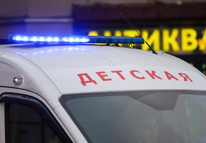 Мать напала с ножом на полуторагодовалую дочь