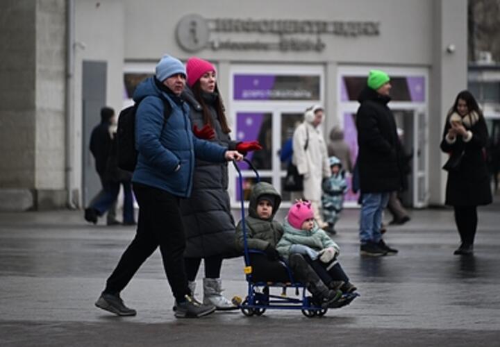 Опрос показал, какое качество мужчины в России больше всего ценят в женщинах