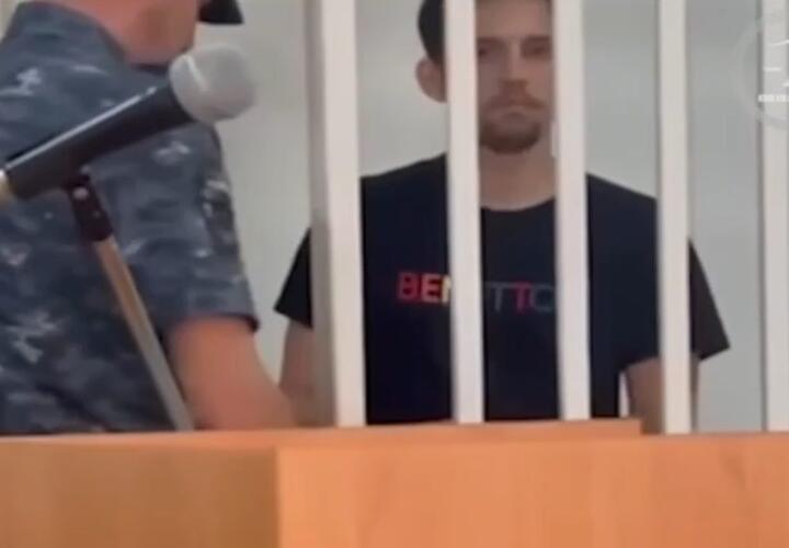 Преступнику, забившему ремнём маленькую девочку, вынесли вердикт присяжные в Сочи