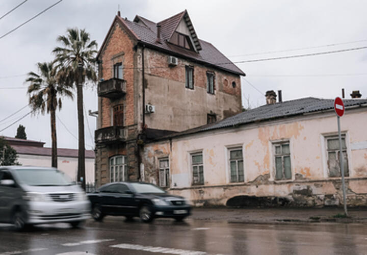 Россиянам больше не рекомендуют воздерживаться от поездок в Абхазию