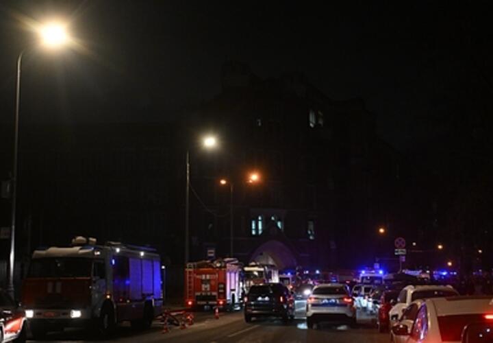  Сразу два крупных возгорания камыша произошли за ночь на Кубани