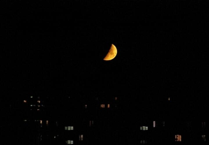 В Краснодаре более 40 улиц остались без света из-за крупной энергоавари