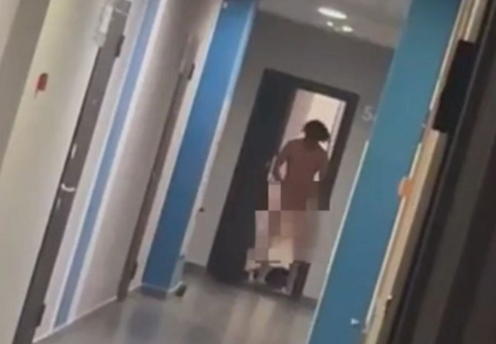 В Краснодаре голый неадекват зашел в чужую квартиру и агрессивно себя вел