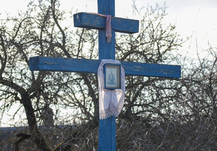 В Крыму осквернили могилу военкора «Известий» и троих бойцов СВО