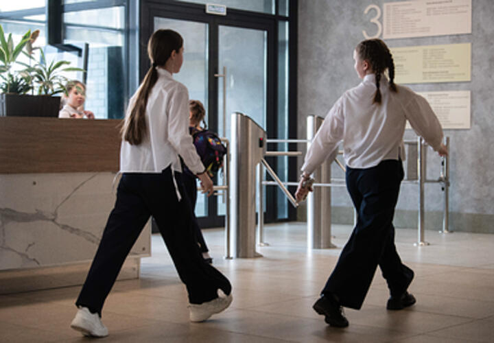 В школы Краснодарского края массово поступают странные письма