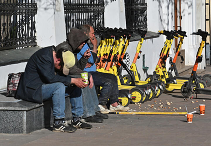 В Сочи двое бездомных ограбили ломбард