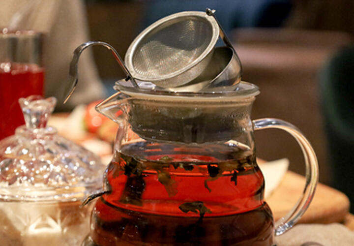 Жиры и углеводы: врач рассказал о неизвестных свойствах чая