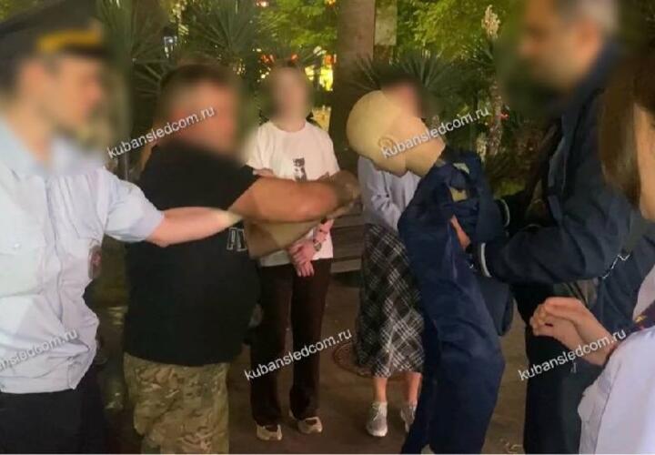 45-летний мужчина убил кулаком незнакомца на Курортном проспекте в Сочи