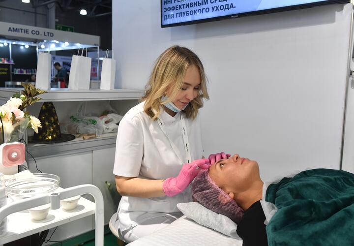 Больше красоты: известная онлайн-площадка объявлений запустила направление в бьюти-сфере