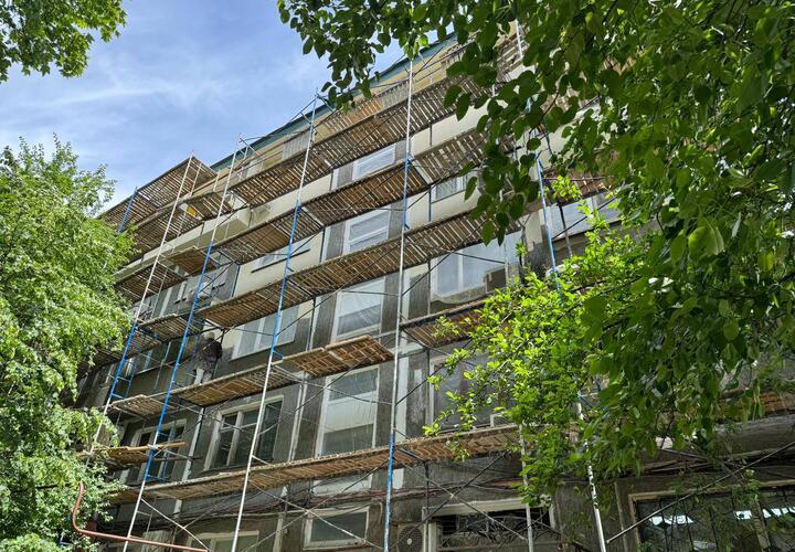 Стало известно, сколько многоквартирных домов капитально отремонтируют на Кубани