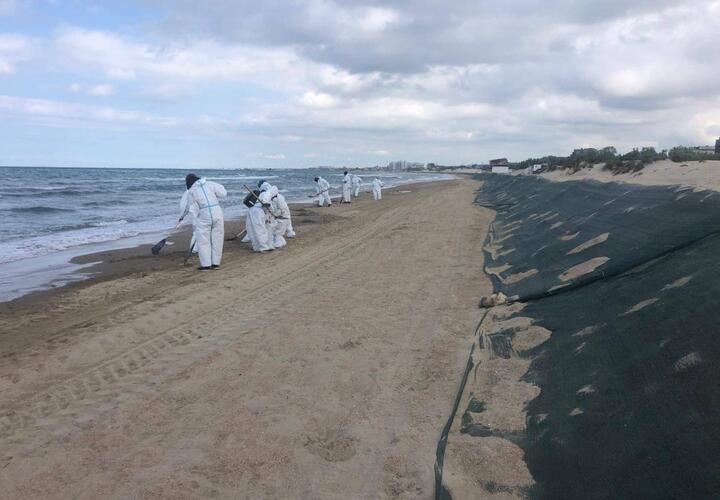 Замазученный песок из Анапы хотят вывозить в станицу под Новороссийском