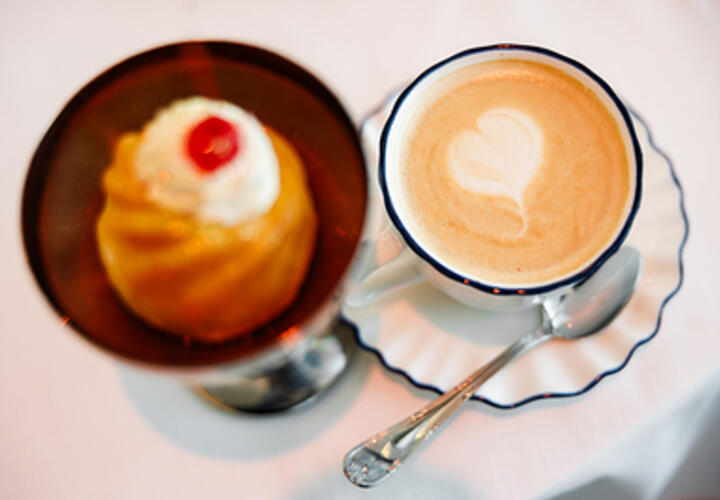 Кофейный оптимизм: цены на популярный напиток вскоре могут существенно снизиться