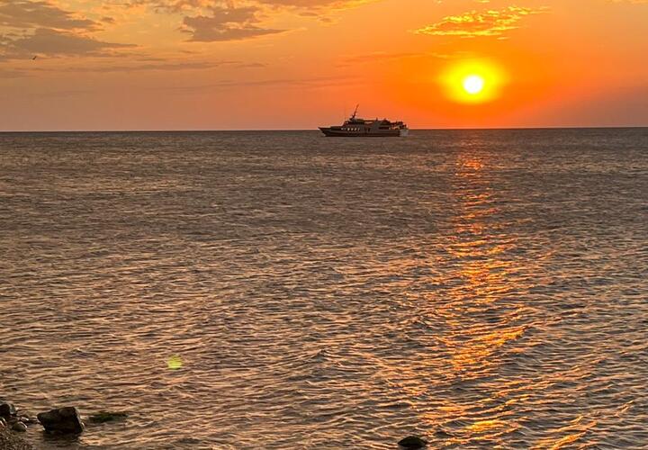 Купаться пока рановато: синоптики рассказали о температуре воды в Чёрном море