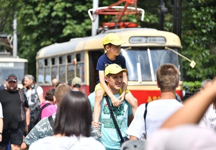 Шесть трамвайных маршрутов в Краснодаре изменят расписание на два дня