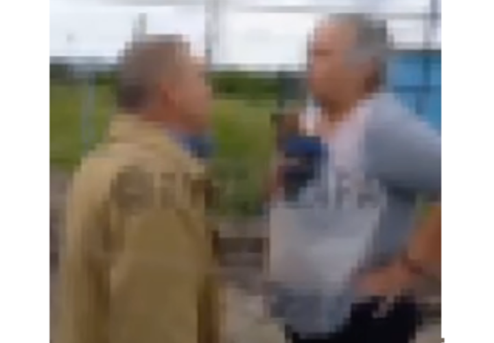 «Ты убить меня хотел, иди с моей территории»: крики с толканиями устроили землевладельцы в Анапе