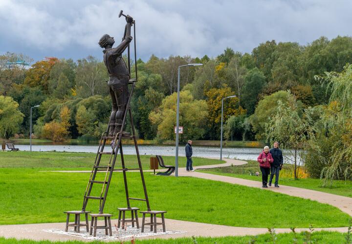 В июне плотники в Краснодарском крае зарабатывали до 120 тысяч рублей в месяц