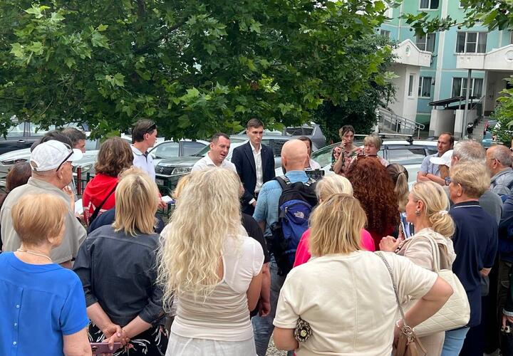 В Новороссийске жители жалуются на массовые фальсификации собраний собственников
