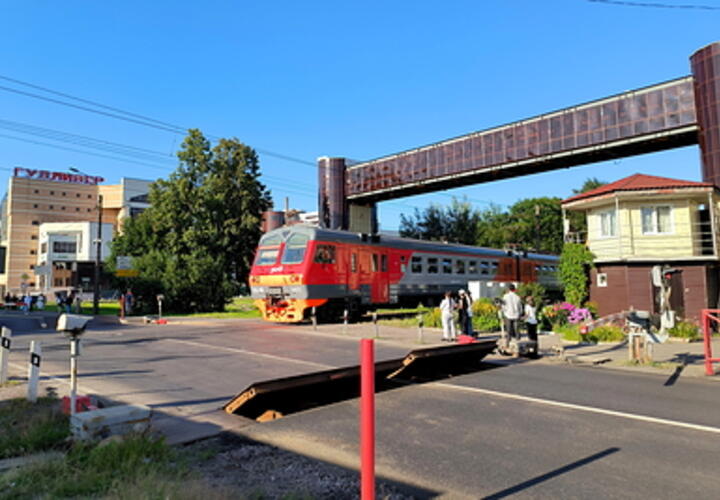 26 поездов южного направления задержаны в Ростовской области из-за падения БПЛА