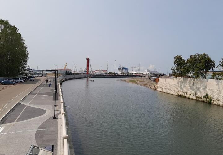 На главном курорте Краснодарского края - дефицит воды