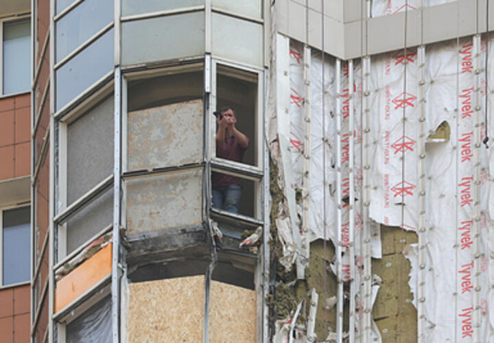 Губернатор Воронежской области Александр Гусев просит жителей не подходить к обломкам БПЛА