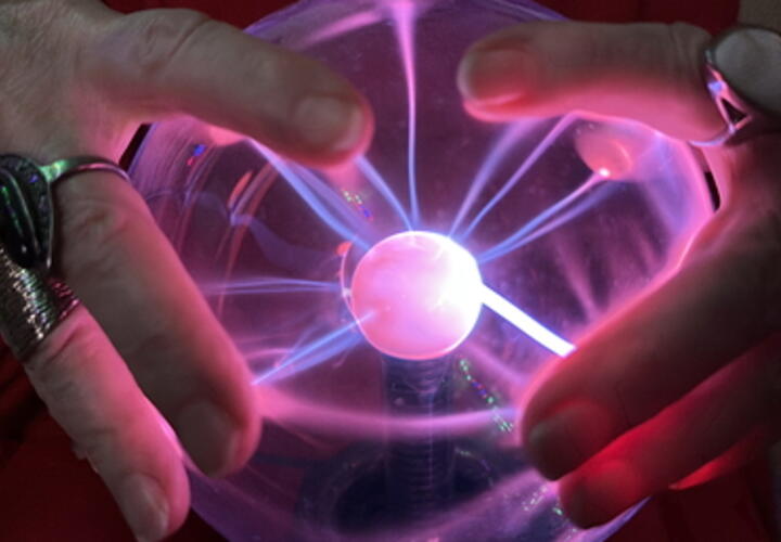 При помощи яйца и полотенца лже-целительница обчистила пенсионера на Кубани