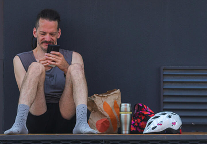 Самые догадливые кладут смартфоны в холодильник, можно ли это делать