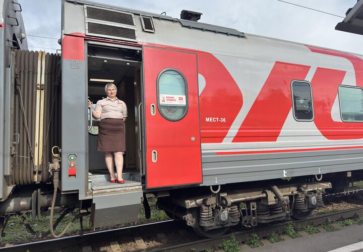 Массовая задержка произошла из-за ночной атаки БПЛА в Ростовской области