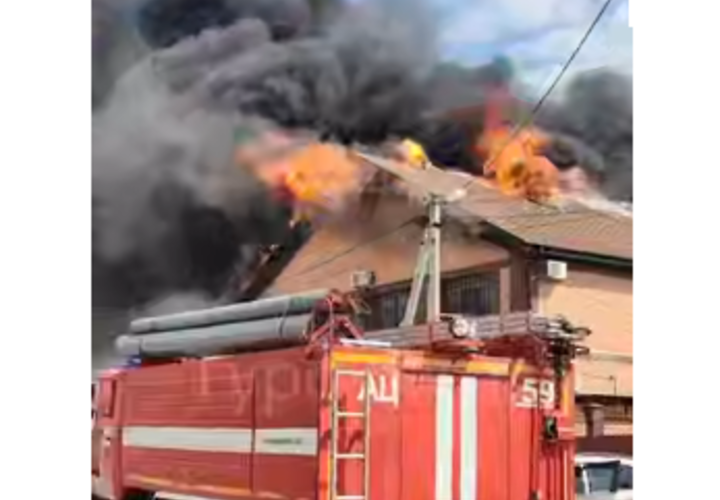 В Анапе загорелся ребцентр