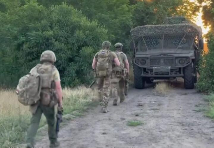 Житель Фёдоровки в ДНР прошёл 15 км по минным полям, чтобы выйти к русским