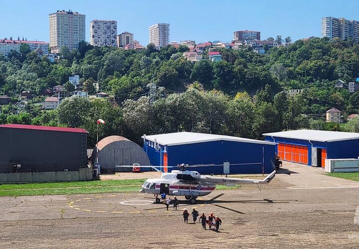 Дальше идти не смогла: в Краснодарском крае туристку из Калмыкии эвакуировали на вертолете