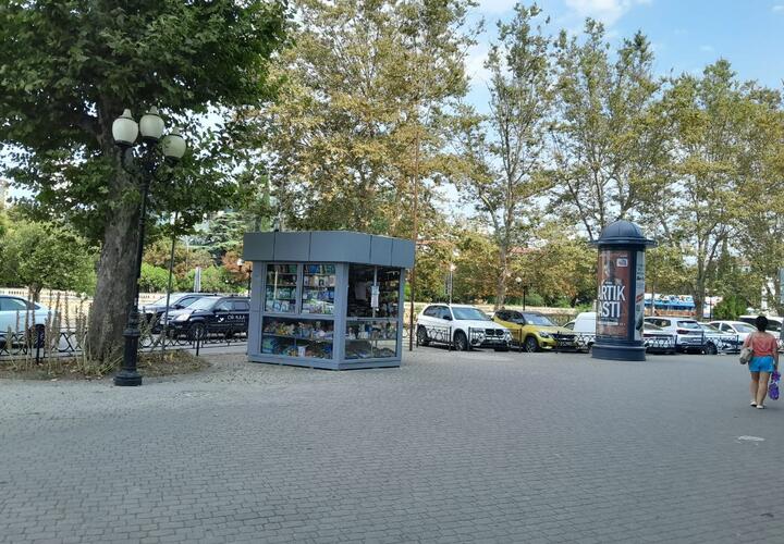 День шофера: в Сочи плату за парковку для местных жителей неожиданно снижают в 10 раз